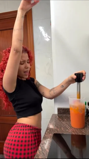 Screenshot_20260205_093202_Video Player.webp