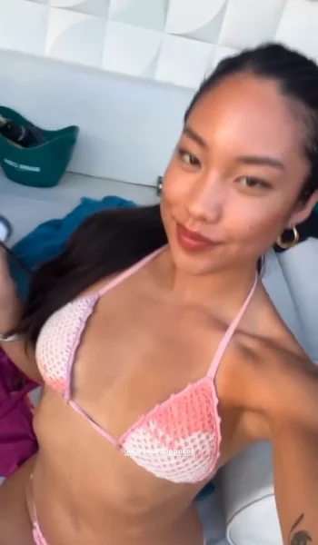 Screenshot_20260206_065857_Video Player.webp