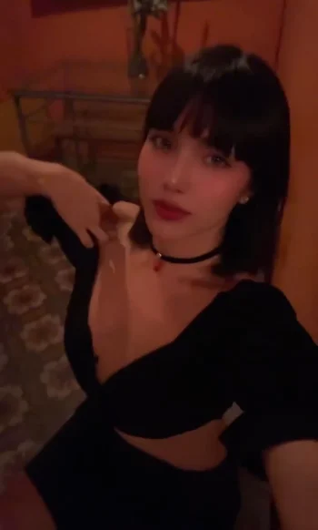 Screenshot_20260209_011346_Video Player.webp