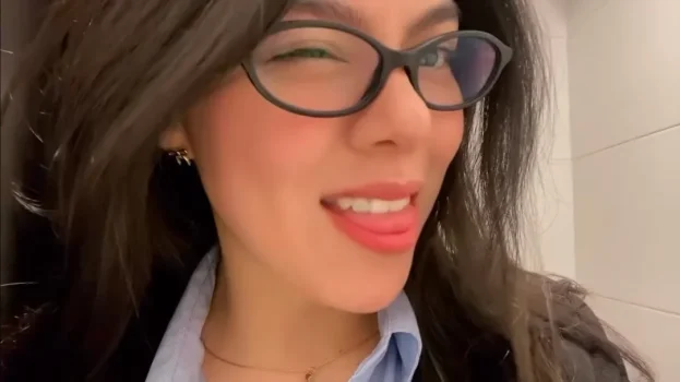 Screenshot_20260213_111001_Video Player.webp