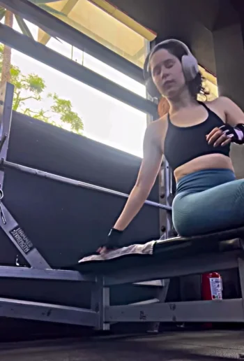 Screenshot_20260213_190914_Video Player.webp