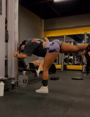 Screenshot_20260214_090346_Video Player.webp