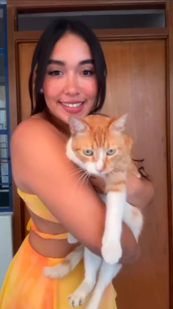 Screenshot_20260216_062317_Video Player.webp