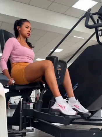 Screenshot_20260217_200050_Video Player.webp