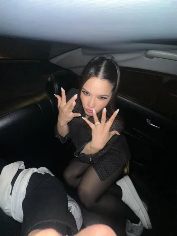 Avant premiere de @elcorrecaminos.lapeliculaMi primera peli y cameo❤️. Aunque mi cabecita me ...webp