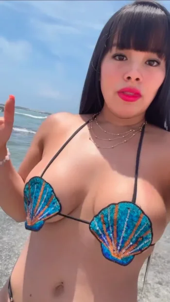 Screenshot_20260221_234659_Video Player.webp