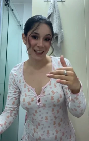 Screenshot_20260222_000855_Video Player.webp