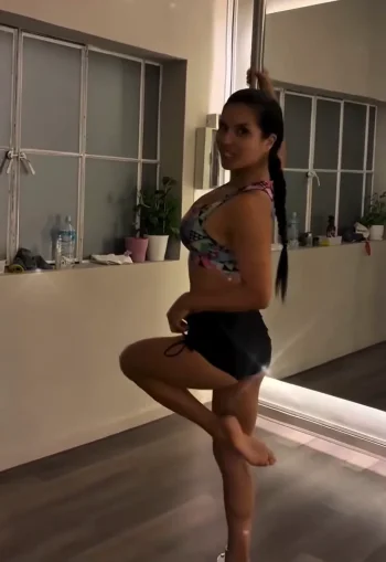 Screenshot_20260224_122515_Video Player.webp