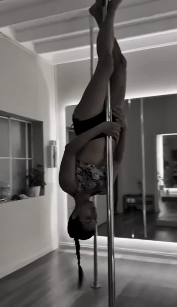 Screenshot_20260224_122530_Video Player.webp