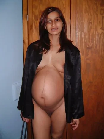 Pregnant2-TT0089.webp