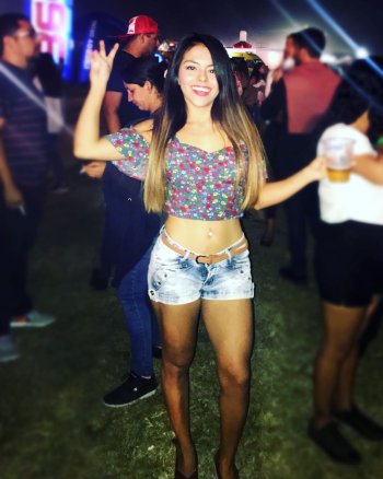 paolatracey - BiKUvFcBwGq.jpg