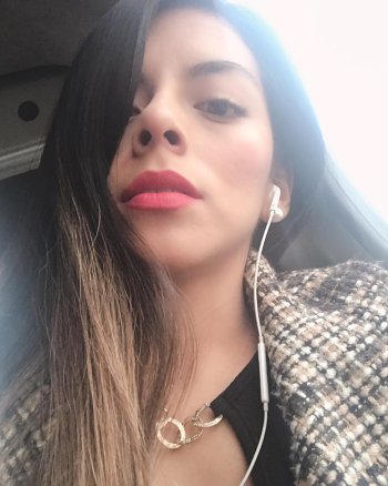 paolatracey - BjaCmovBL2w.jpg