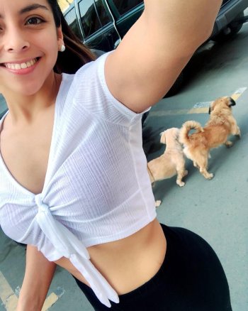 paolatracey - BnUIaTEBtrn.jpg