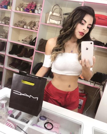 paolatracey - BvacKzqF6YJ.jpg