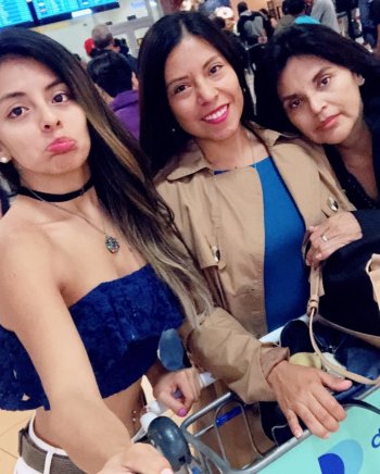 paolatracey - BwNLAysFpNk_BwNLAvklhTj.jpg