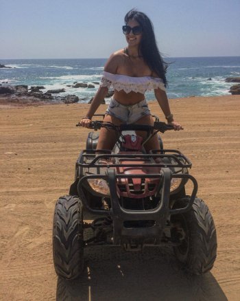 aleherreraba - BsBrU6aFGwe.jpg aleherreraba - BsBrU6aFGwe.jpg