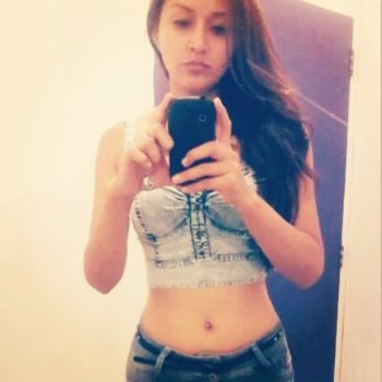 vanrojasp - nrl7PbFZRA.jpg