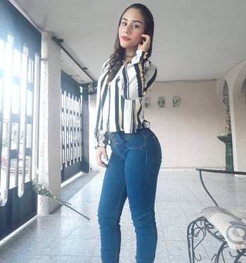 celeste.sanchez95 - BqvfnWBlAbI.jpg