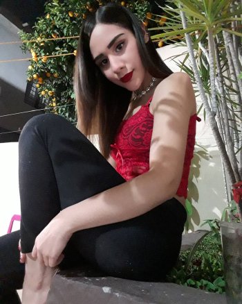 celeste.sanchez95 - Br33mFmAeQm_Br33mAhgNt6.jpg