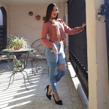 celeste.sanchez95 - BrYE9d8gdOr_BrYE9arAEM7.jpg