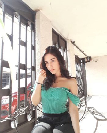 celeste.sanchez95 - BsTXt2FhIgP_BsTXtxvhhBe.jpg