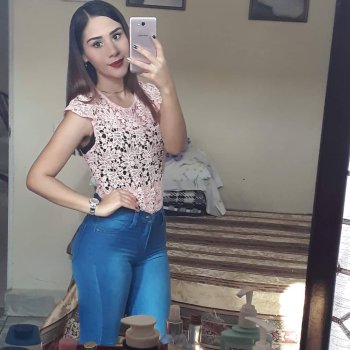 celeste.sanchez95 - BsYhgruBQ5-_BsYhgm_h29O.jpg