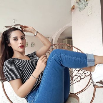 celeste.sanchez95 - BtCiVfdh4M2_BtCiVa7h7vB.jpg