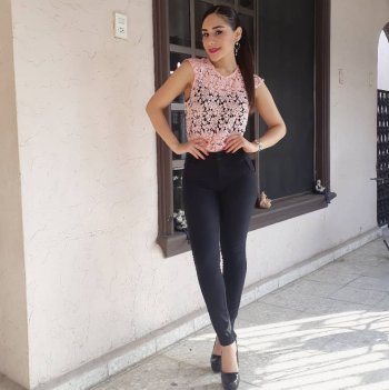 celeste.sanchez95 - Bu8_2fGhe-8_Bu8_2bihwcg.jpg