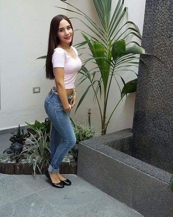 celeste.sanchez95 - Buof2Ixhbkt_Buof2ECBJeH.jpg