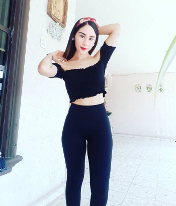 celeste.sanchez95 - BuR4hzNh9-c_BuR4huxB2VW.jpg