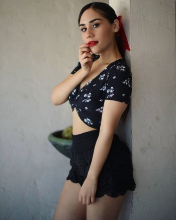 celeste.sanchez95 - BwSAvFdhZVn_BwSAvBEBg5A.jpg