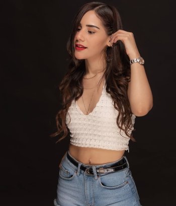 celeste.sanchez95 - Bz_ZGReBfEX_Bz_ZGPHhUsu.jpg