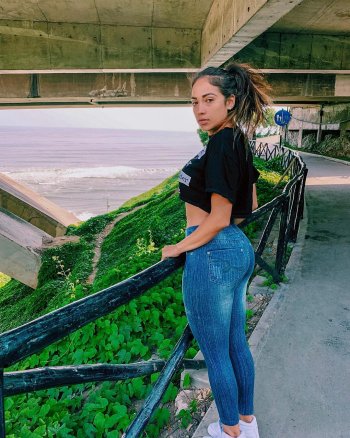 alechavez92 - Bvhmuqalw3K.jpg