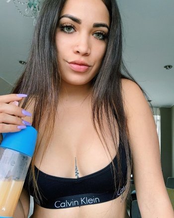 alechavez92 - BzOQXMlFQxK.jpg