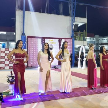 jhoanygreysci - Byc_J3Snty5_Byc_JsJHC9X.jpg