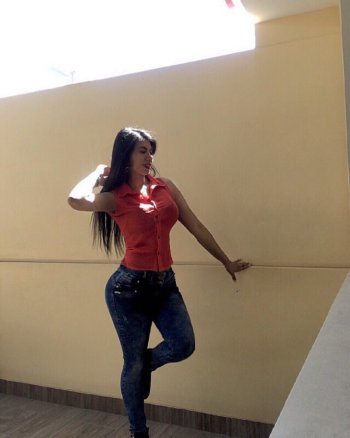 paola_apvel5 - B1jUyvflqS4.jpg