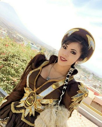 paola_apvel5 - BbzQrr-DgdA.jpg