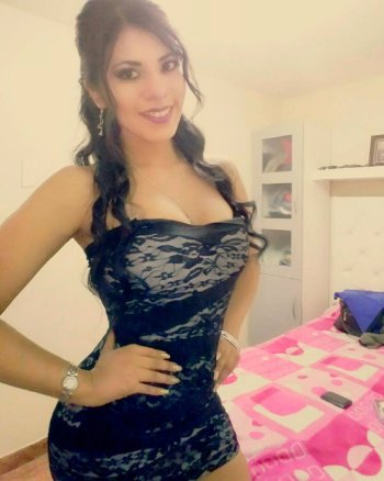 paola_apvel5 - Bc6AUBxDjs7.jpg