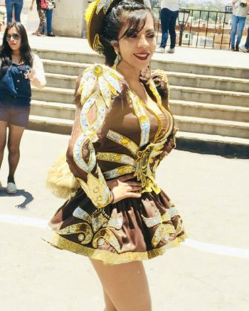 paola_apvel5 - BcI77GjjhHZ.jpg