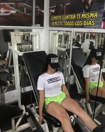 floritaconsuelo - B0UomerHUyJ_B0Uomc2HTKt.jpg