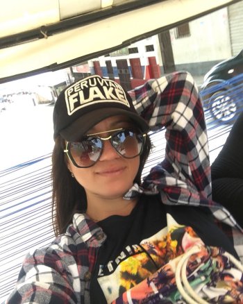 floritaconsuelo - B1Jq6i9HJnD.jpg