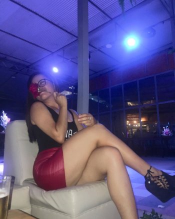 floritaconsuelo - B1xzoDynjig.jpg