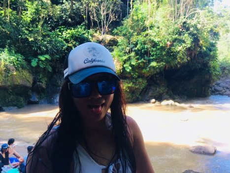 floritaconsuelo - BosMSWsAVjA.jpg