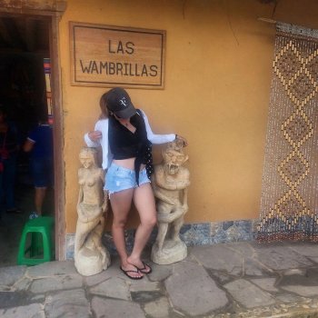 floritaconsuelo - BrNgPxVg-Yb.jpg