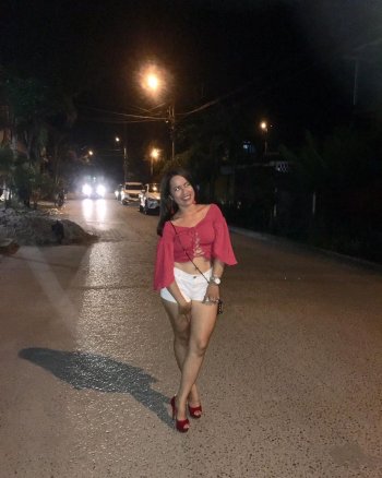 floritaconsuelo - BvGIX2plpvf.jpg