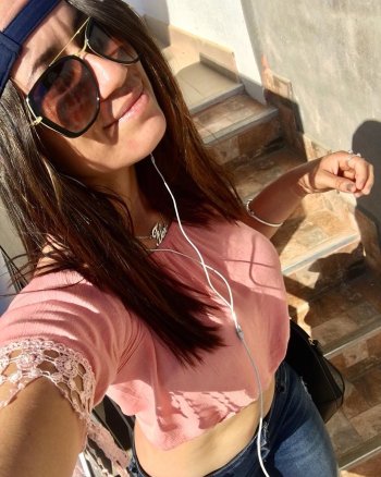 floritaconsuelo - BxVxrwGFuUY_BxVxrirl6d9.jpg