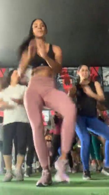 r_miranda28~1569691566~17890711087406435~1 - 00_00_25.92.jpg