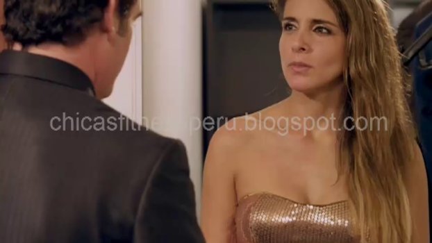 fiorellafloresalfilodelaleyclip29092019 - 00_00_19.56.jpg