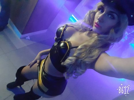 yadira_celisd - B1_xAVEnvC4.jpg