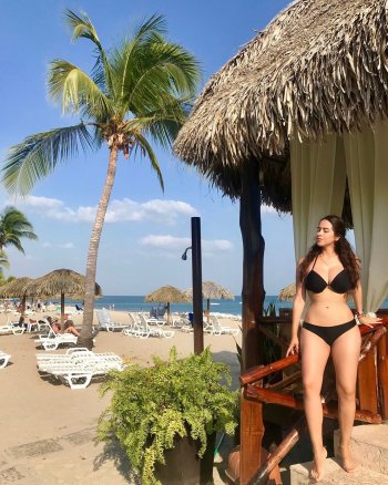 evabarron8_20200118_201748_0.jpg evabarron8_20200118_201748_0.jpg